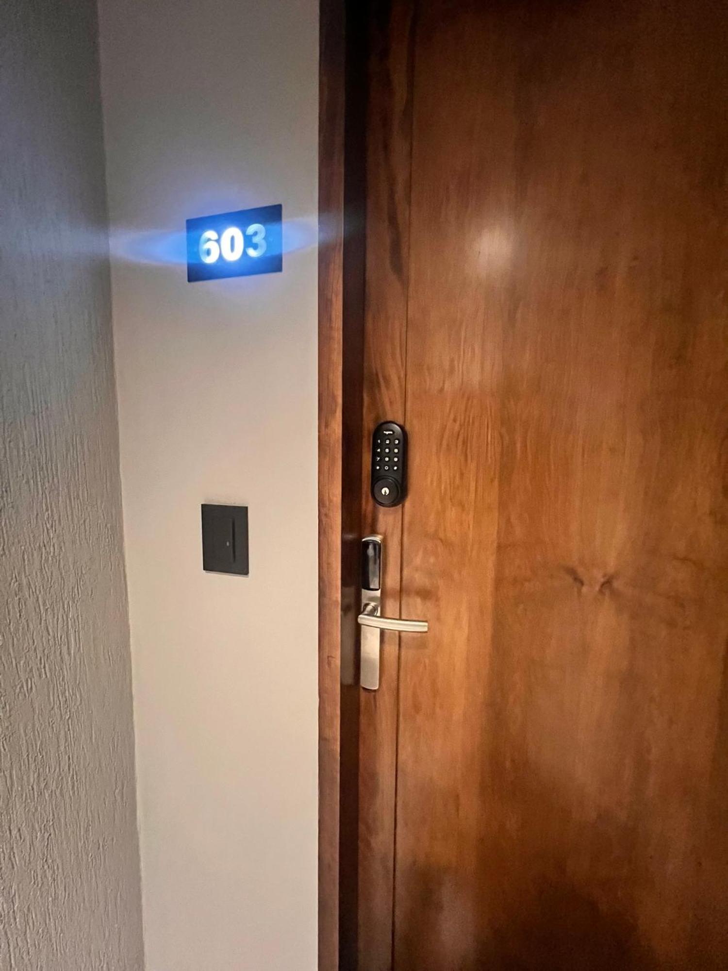 Ushuaia Center Apartament Suit Luaran gambar